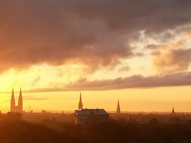 Luebeck_Sonnenuntergang_Kirchtuerme.jpg