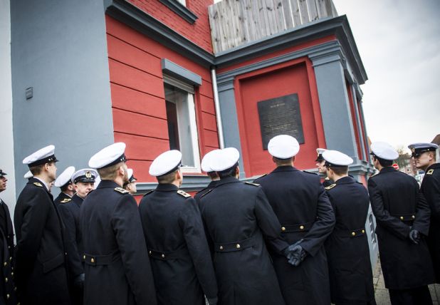 Marinesoldaten auf den Spuren Willy Brandts