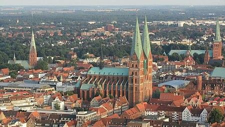 Luebeck_von_oben.jpg