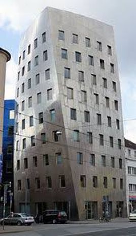 Frank Gehry Gehry-Tower Hannover.jpg