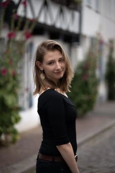Live am Teich INDOOR Sarah Sieprath Altstadtbad Krähenteich Di