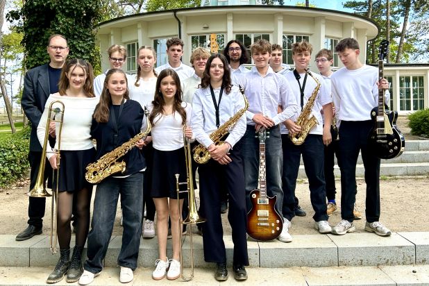 Big Band Ostseegymnasium Timmendorf.JPG