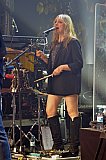 Anne De Wolff - Geige und Gesang - BAP auf Aufwärmtour in der Gollanwerft