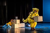 Alexander Wilbert (Ben),
Imke Looft (Schwefelfell) - Der „Drachenreiter“ in einer Uraufführung im Großen Haus