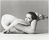 Richard Avedon, Verushka, Wrap by Giorgio de Sant‘Angelo, New York. 1972 © The Richard Avedon Foundation - F.C. Gundlach: Peter Keetman, Richard Avedon, George Hoyningen-Huene und Irving Penn im Haus der Photographie