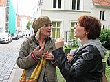 Ulrike Heil im Gespräch mit der Presse. - Outings Projekt LübeckFotoimpressionen