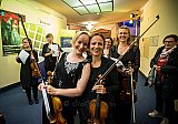 Mitglieder des Philharmonischen Orchesters im Foyer des Theater Lübeck - Fotoimpressionen von der 11. Lübecker Theaternacht