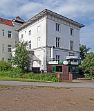 Die Villa vom ZOB aus gesehen. - Spätklassizistische Villa von Abriss bedroht - Neubebauung am ZOB