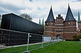 Die Camera Obscura vor dem Holstentor - Open-Air-Kunst für alle in Lübeck