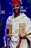 Der strahlende Doppel-Gewinner: Khadar Ayderus Ahmed - Die Filmpreis-Gala der 63. Nordischen Filmtage Lübeck