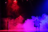 Zauberin Fata Morgana, Beschützerin Leanders (Vera Egorova) | Zauberer Celio, Beschützer des Königs (Matthieu Abelli) - Prokofjews „Liebe zu den drei Orangen“ in der Oper Kiel