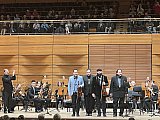 Die Lübecker Philharmoniker unter Leitung von Stefan Vladar und das Janoska Ensemble in der Lübecker MuK - 5. Sinfoniekonzert der Lübecker Philharmoniker, eine Liaison mit dem Janoska Ensemble