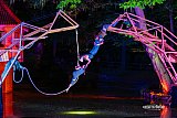 Cirque on Edge – „über_brücken“: Eine artistische Freilichtperformance am Krähenteich