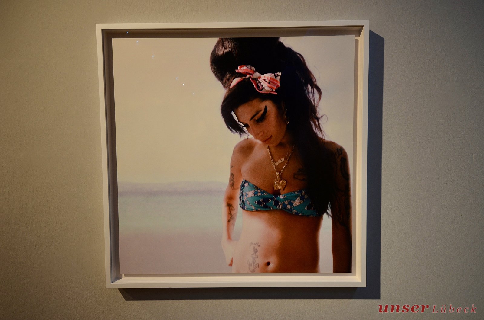 Amy Winehouse - Fotografien von Bryan Adams im Günter Grass-Haus