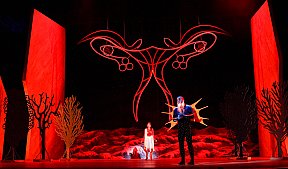 Scylla Mercedes Arcuri | Glaucus Valdemar Villadsen - "Skylla und Glaukos" in der Oper Kiel